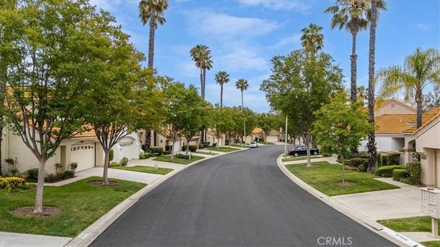 40483 Via Estrada, Murrieta, CA 92562