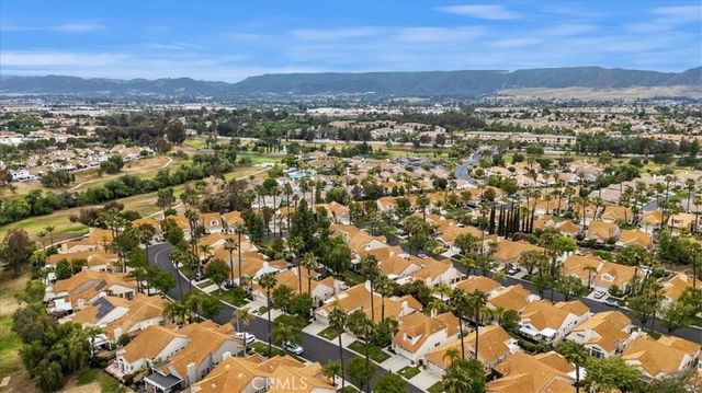 40483 Via Estrada, Murrieta, CA 92562