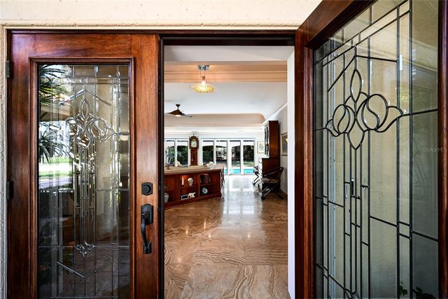 218 ROBIN DRIVE, Sarasota, FL 34236