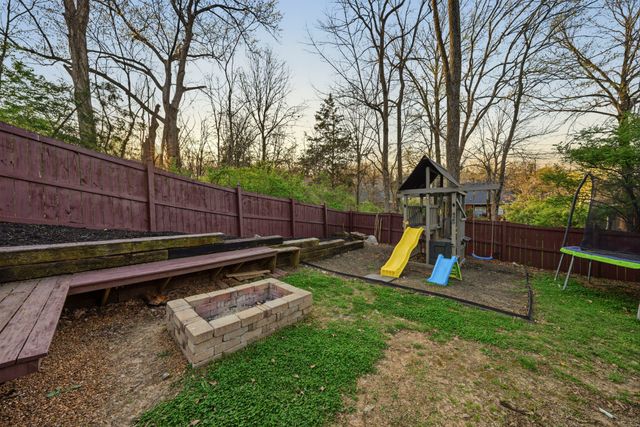425 Westwood Dr, Smyrna, TN 37167