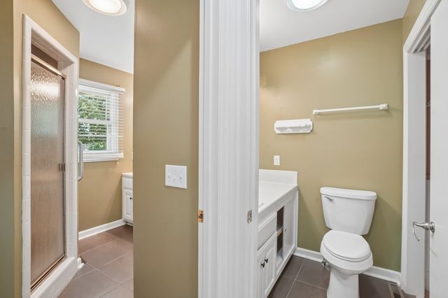 119 Stonehouse Dr, Gallatin, TN 37066