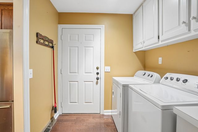 119 Stonehouse Dr, Gallatin, TN 37066
