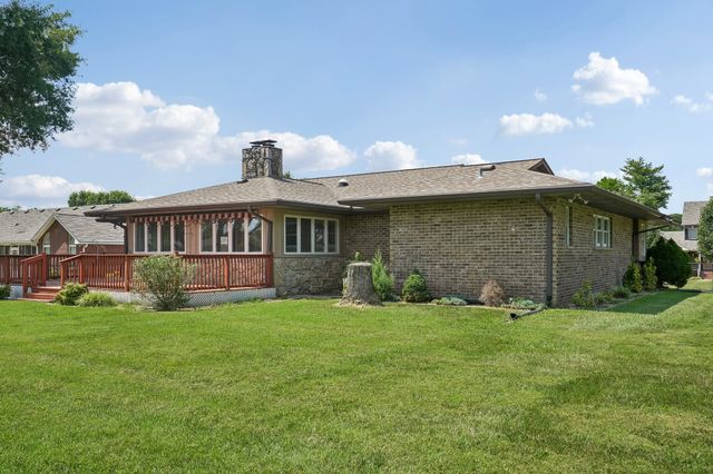 119 Stonehouse Dr, Gallatin, TN 37066