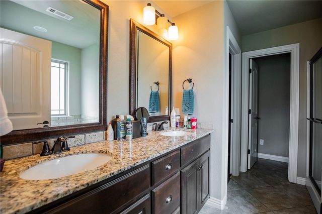 709 Dollar Street, Cave Springs, AR 72718