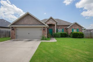 709 Dollar Street, Cave Springs, AR 72718