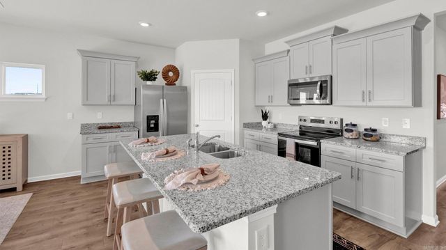 705 Edgemont Circle, Jonesboro, AR 72405