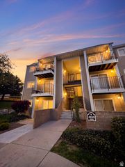 4630 S QUAIL PARK DR #APT A, Salt Lake City, UT 84117