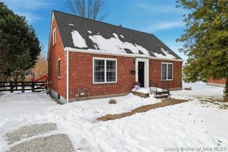 525 Fenwick Drive, New Albany, IN 47150