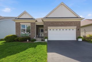 4055 Chesapeake Lane, Naperville, IL 60564