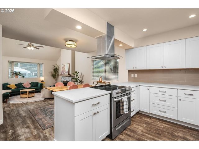 9721 Sw LONDON Ct, Portland, OR 97223