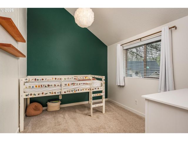 9721 Sw LONDON Ct, Portland, OR 97223