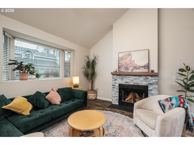 9721 Sw LONDON Ct, Portland, OR 97223