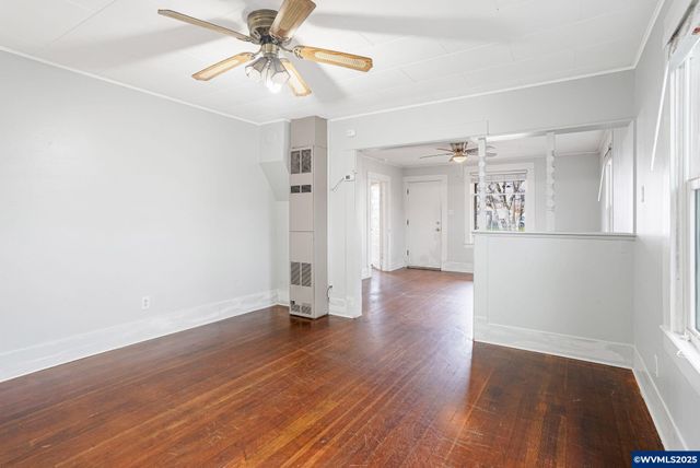 165 SE Clay St, Dallas, OR 97338