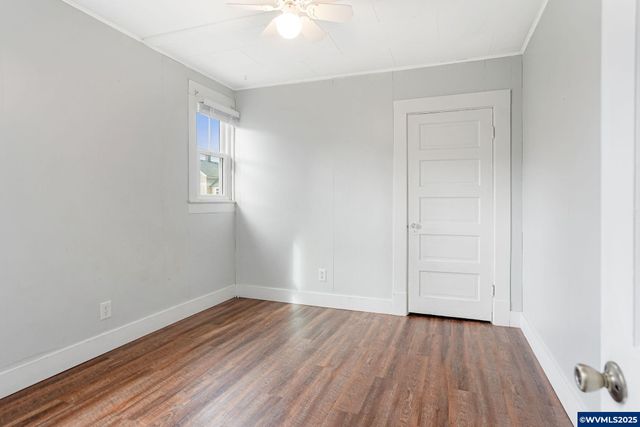 165 SE Clay St, Dallas, OR 97338