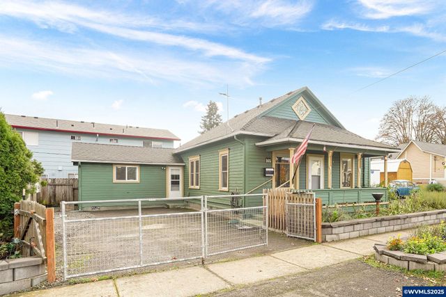 165 SE Clay St, Dallas, OR 97338