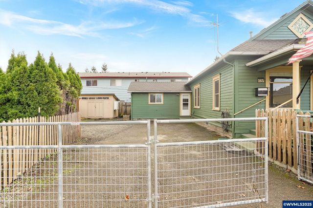 165 SE Clay St, Dallas, OR 97338