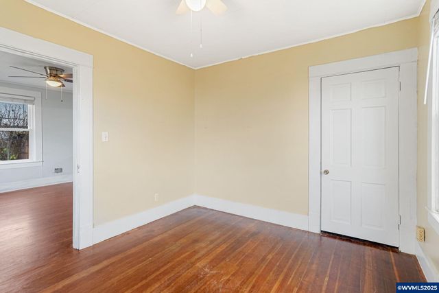 165 SE Clay St, Dallas, OR 97338