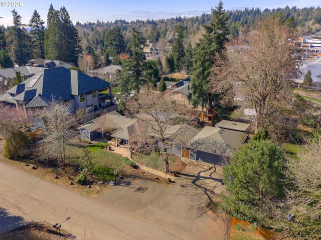 12735 Sw 22ND Ave, Lake Oswego, OR 97034