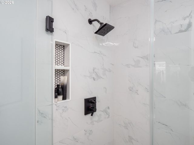 12735 Sw 22ND Ave, Lake Oswego, OR 97034