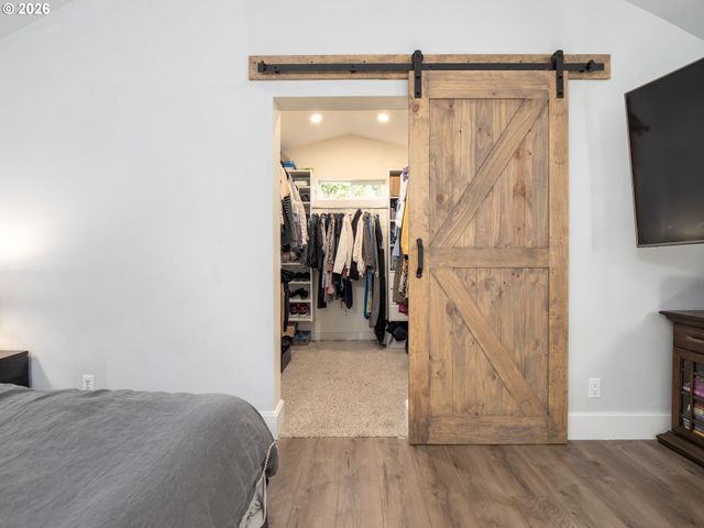 12735 Sw 22ND Ave, Lake Oswego, OR 97034