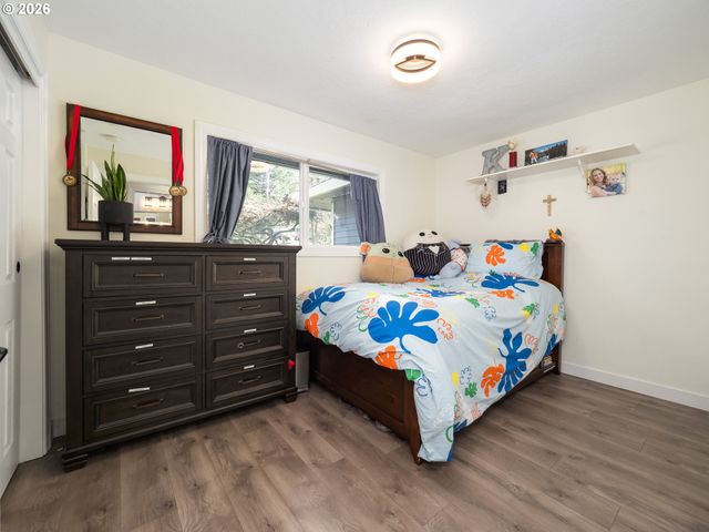 12735 Sw 22ND Ave, Lake Oswego, OR 97034