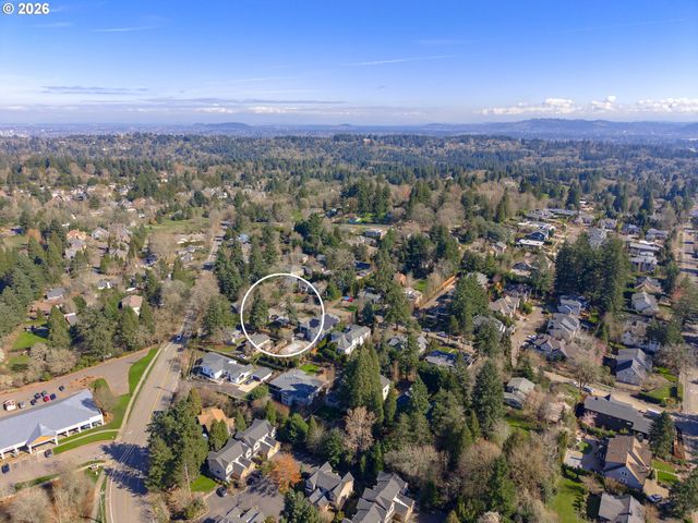 12735 Sw 22ND Ave, Lake Oswego, OR 97034