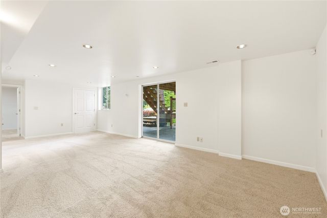 14613 SE 16th Place, Bellevue, WA 98007