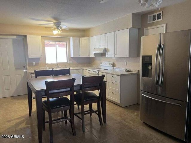 1941 E PEGASUS Drive, Tempe, AZ 85283