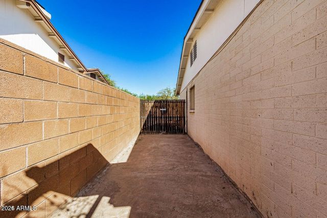 1941 E PEGASUS Drive, Tempe, AZ 85283