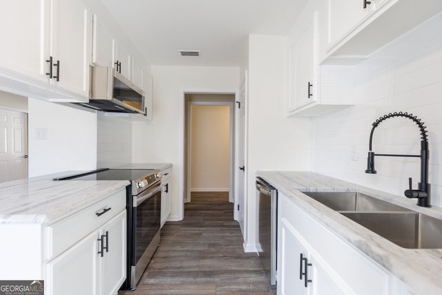 2010 Lasalle Drive, Valdosta, GA 31602