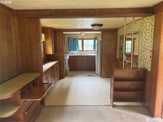 1031 HARMONY Dr, Longview, WA 98632