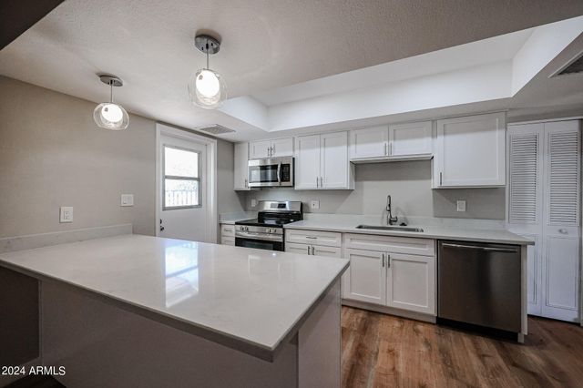 3510 S JUNIPER Street, Tempe, AZ 85282