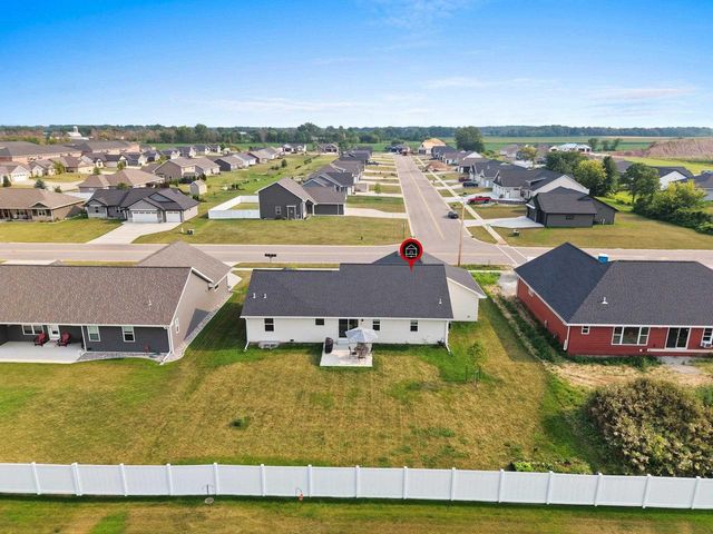 869 JOEANNA WAY, Pulaski, WI 54162