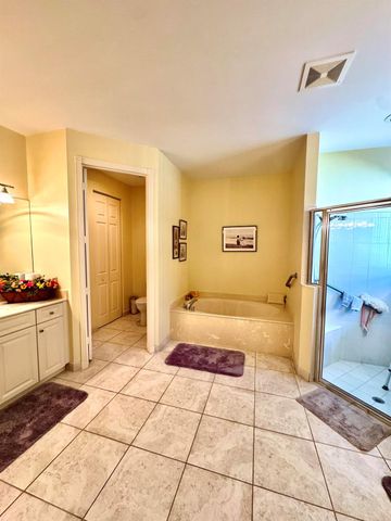 8041 E Via Grande, Boynton Beach, FL 33437