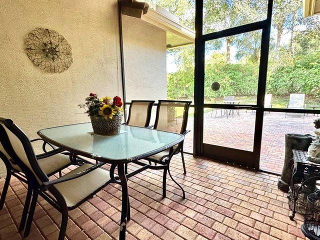 8041 E Via Grande, Boynton Beach, FL 33437