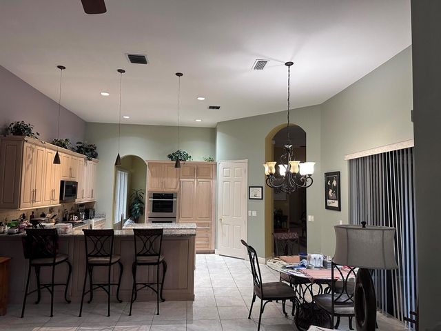 8041 E Via Grande, Boynton Beach, FL 33437