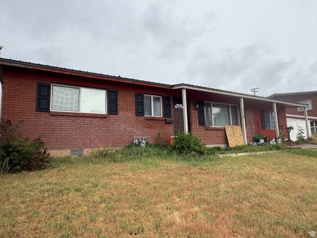 3726 S 2025 W, Roy, UT 84067