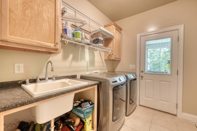 215 Rhodemont Trail, Hayesville, NC 28904