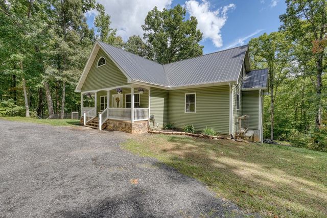 215 Rhodemont Trail, Hayesville, NC 28904