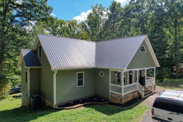215 Rhodemont Trail, Hayesville, NC 28904