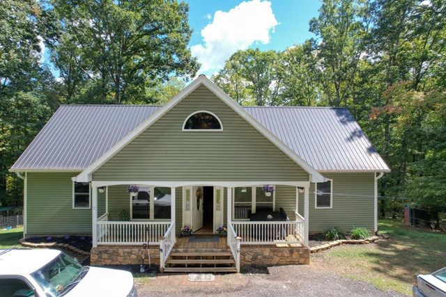 215 Rhodemont Trail, Hayesville, NC 28904