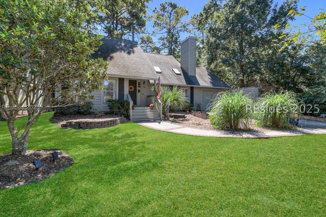 32 Otter Rd, Hilton Head Island, SC 29928