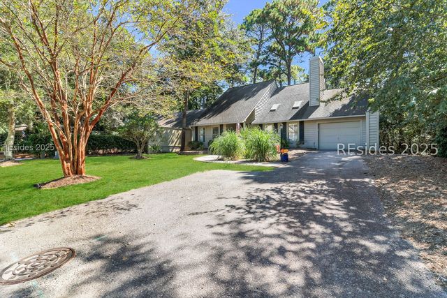 32 Otter Rd, Hilton Head Island, SC 29928