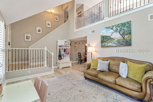 32 Otter Rd, Hilton Head Island, SC 29928