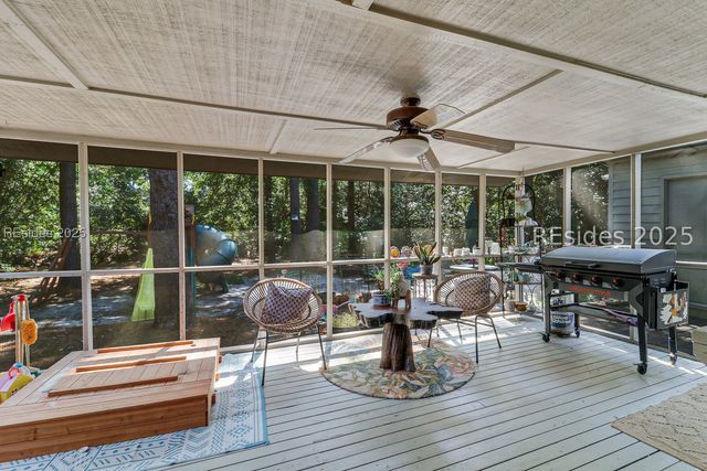 32 Otter Rd, Hilton Head Island, SC 29928