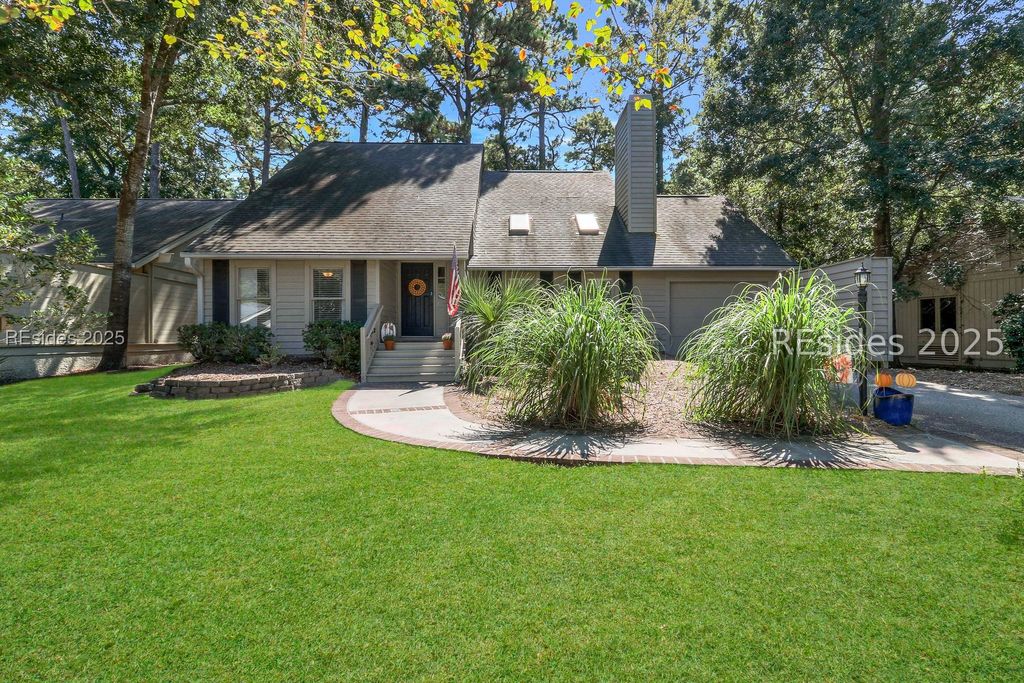 32 Otter Rd, Hilton Head Island, SC 29928