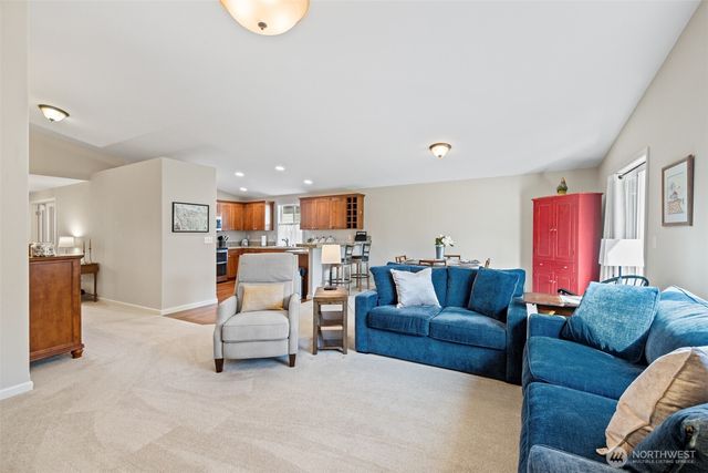 41 W Lobelia Drive, Sequim, WA 98382