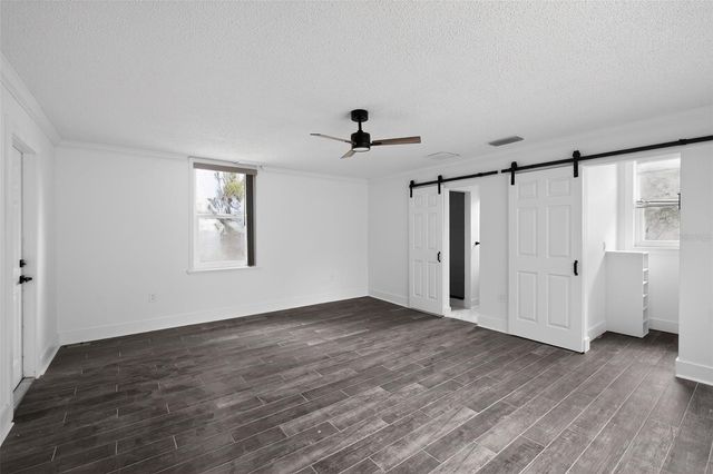 8301 RIVERSIDE DRIVE NE, St Petersburg, FL 33702