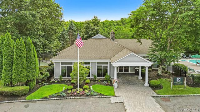 38 Mulberry Drive, Tuxedo Park, NY 10987