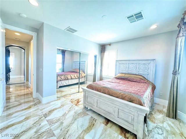 4596 Bersaglio Street, Las Vegas, NV 89135